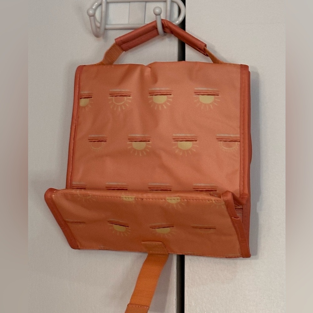 NWT Thirty One Fold Over Lunch Bag. Pattern Morning Rays. - Picture 3 of 9
